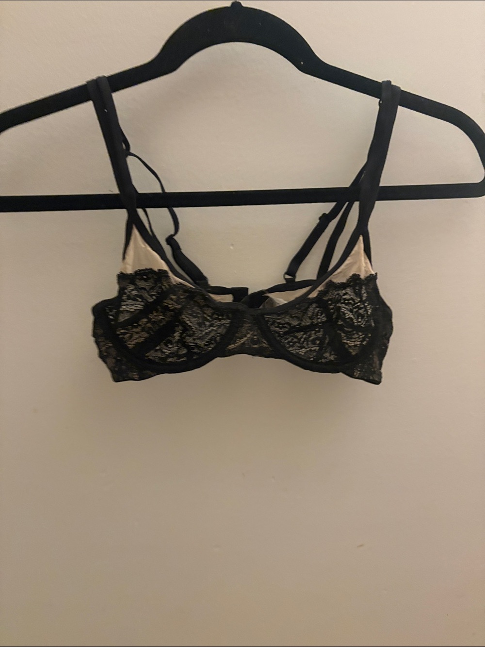Black Lace Underwire Bralette - Cosabella